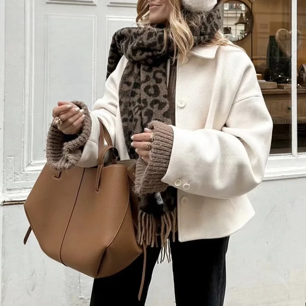 Camille - Élégante doudoune à col vintage
