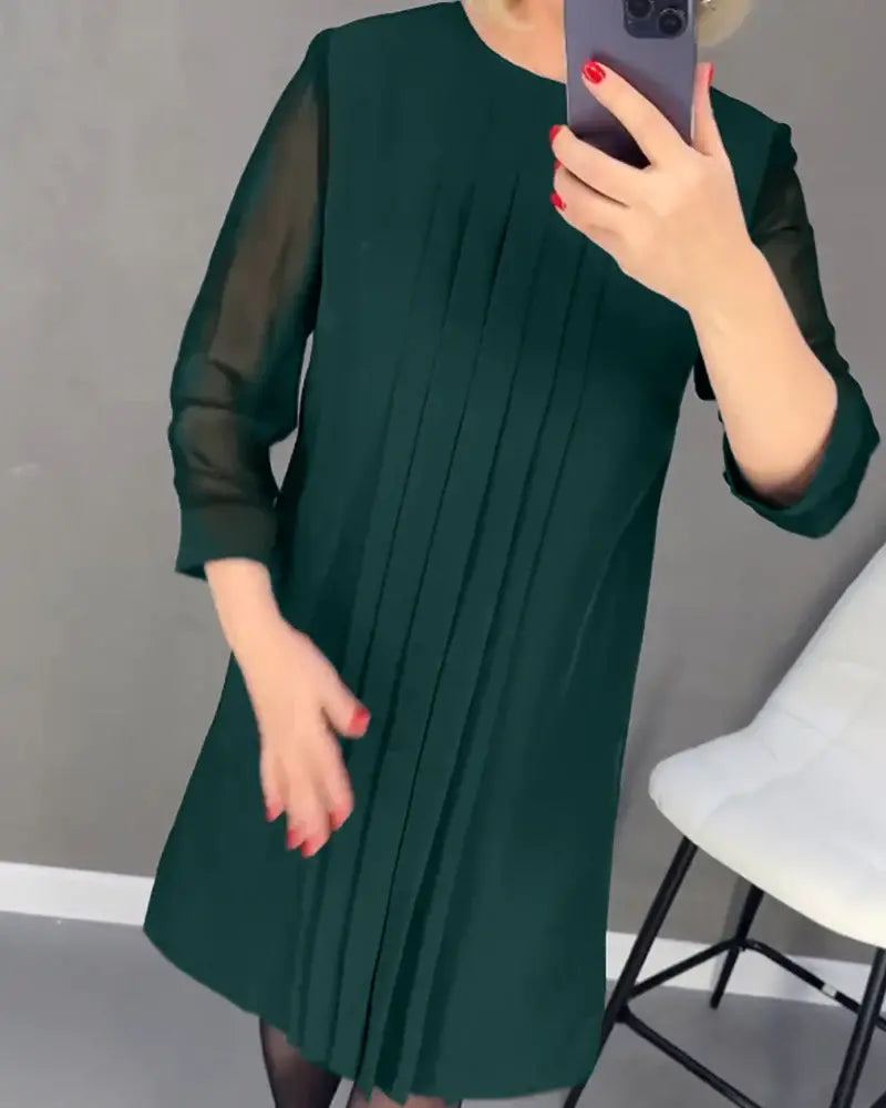 Robe simple à manches mi-longues - Projet Paris - Confort et simplicité - Idéale pour toutes les occasions