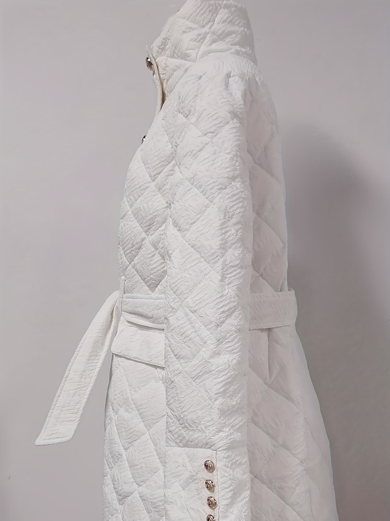Manteau matelassé élégant pour femmes avec ceinture – Chic et tendance – Projet Paris – Parfait pour l'hiver