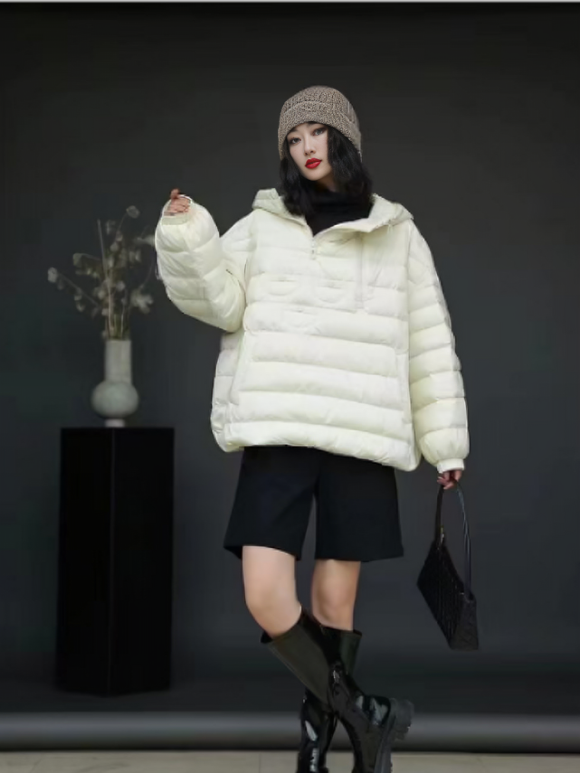 Janaye - Veste bouffante à capuche