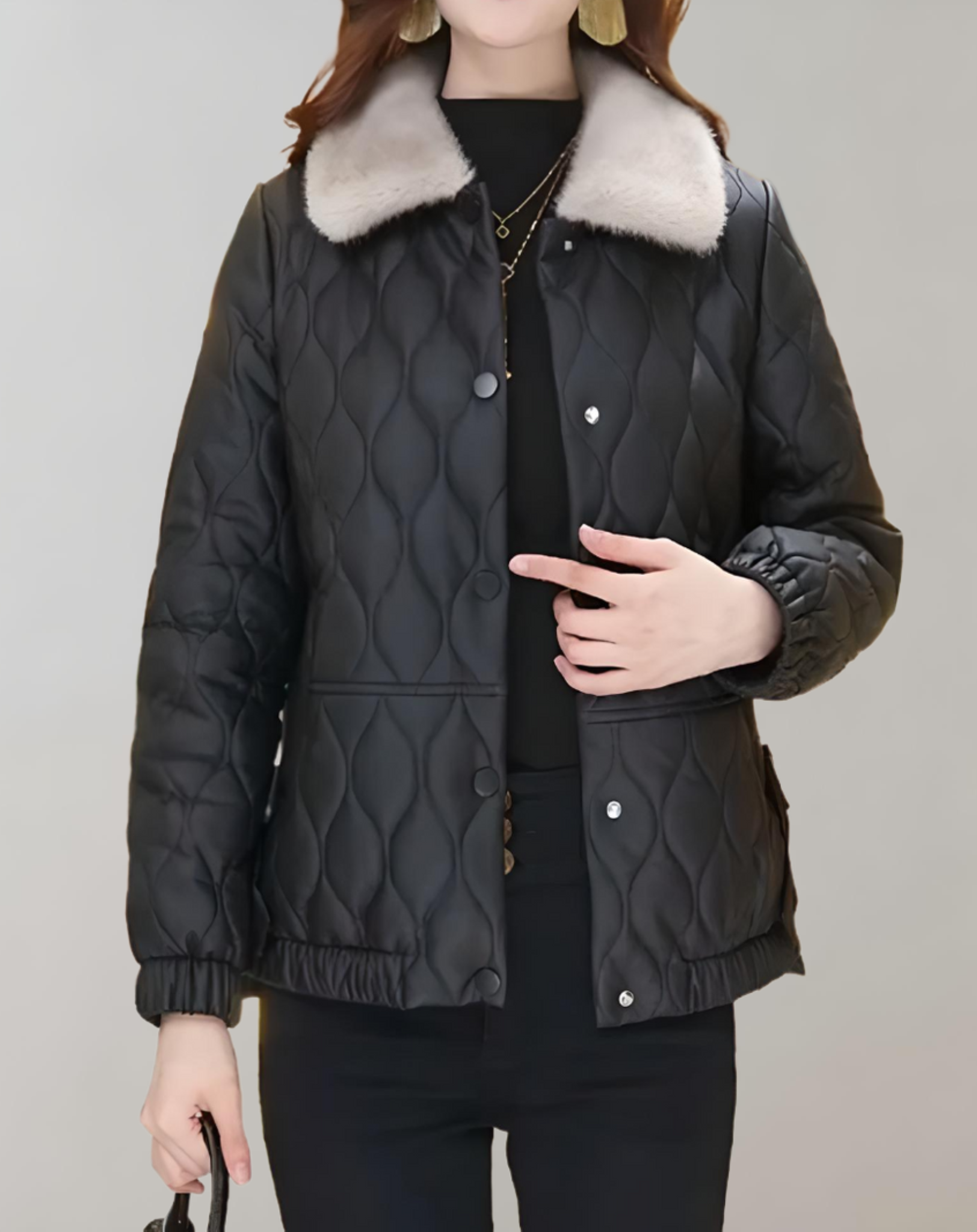 Nora - Manteau d'hiver noir avec motifs gaufrés et faux cols en tissu
