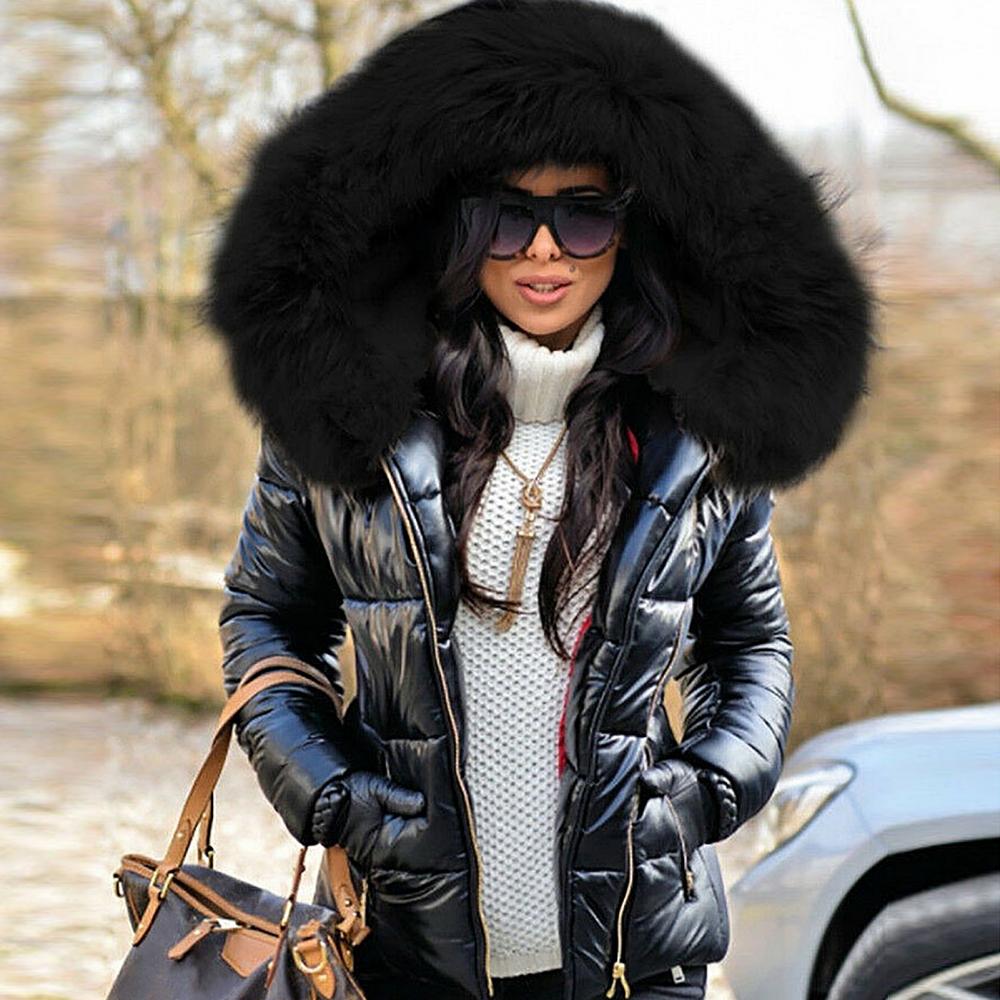 Manteau pour femme avec capuche élégante