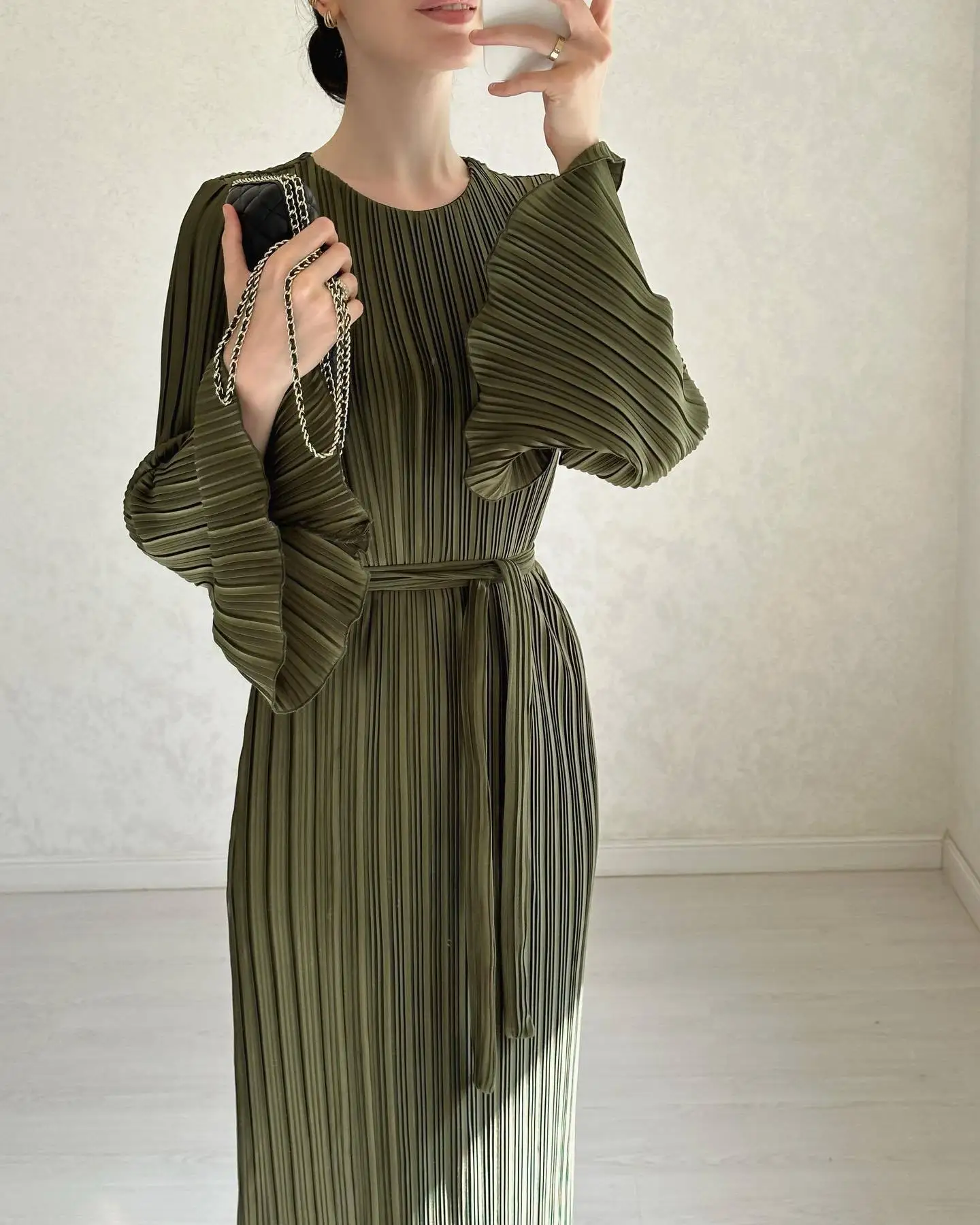 Robe maxi élégante avec volants - Projet Paris - Élégante, Confortable
