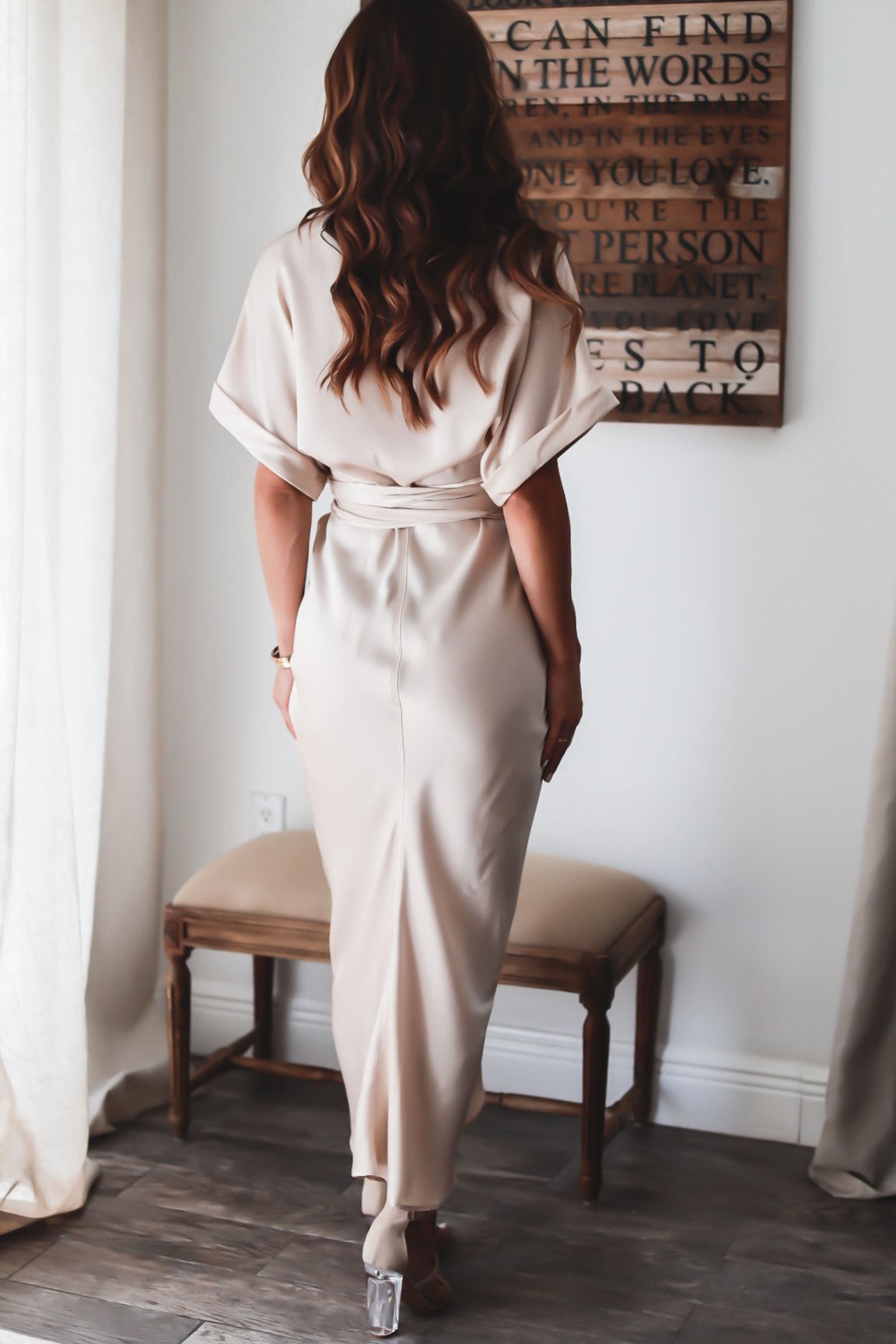 Robe longue à boutons pour femme - Élégance décontractée - Projet Paris - Style intemporel avec une touche de sophistication - Coupe fluide et boutons pratiques
