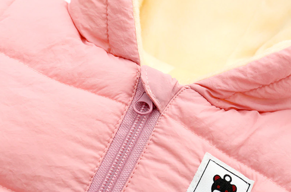 Petite Combinaison d'Hiver pour Bébé avec Oreilles d'Ours Adorables - Combinaison Chaude pour les Mois d'Hiver