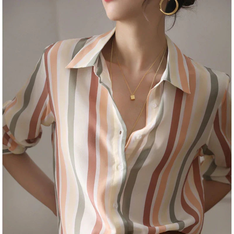 Brygit | Blouse à Rayures Minimalistes avec Col Revers et Manches Longues