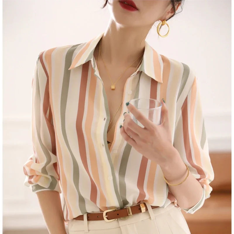 Brygit | Blouse à Rayures Minimalistes avec Col Revers et Manches Longues