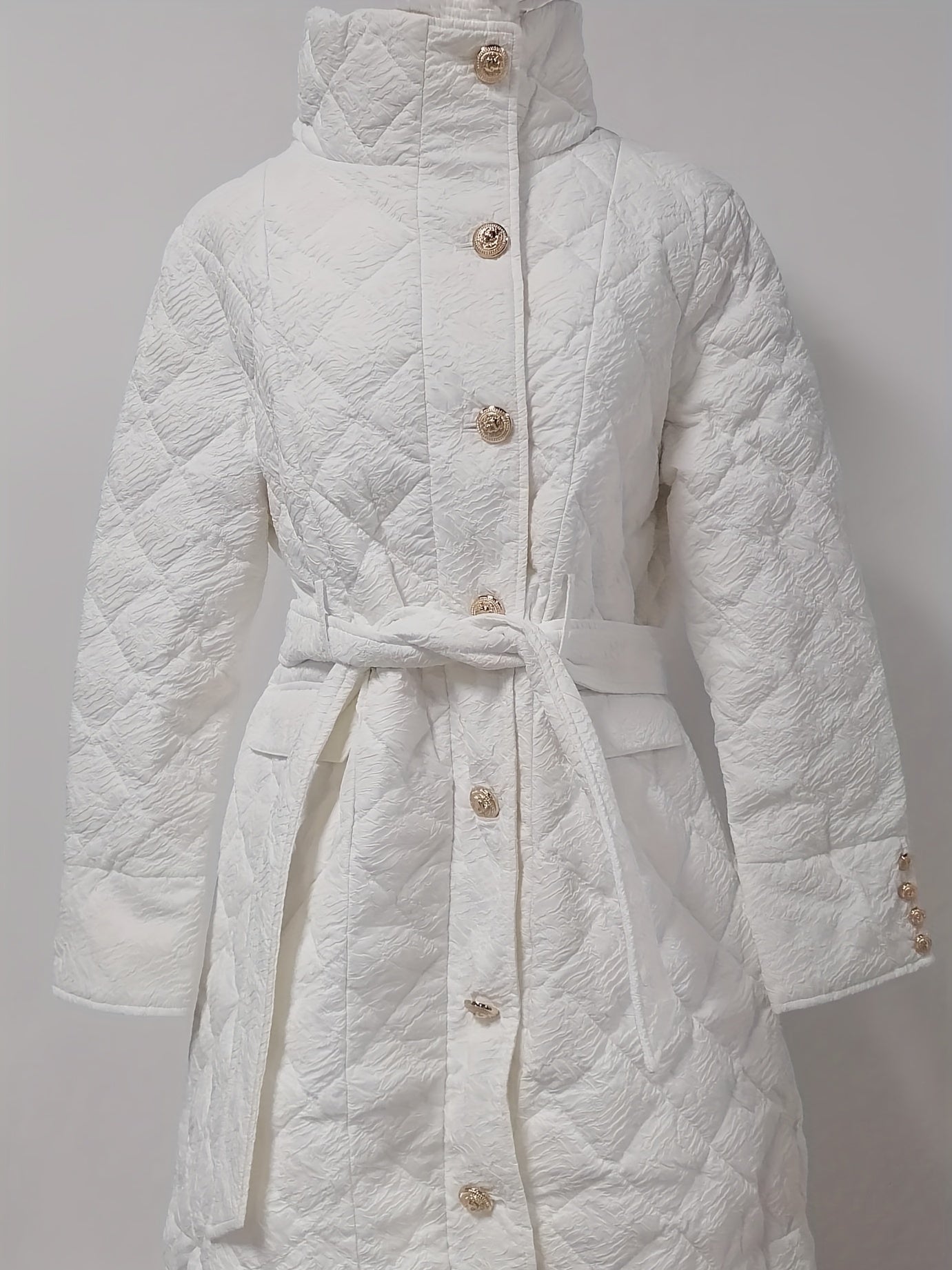Manteau matelassé élégant pour femmes avec ceinture – Chic et tendance – Projet Paris – Parfait pour l'hiver