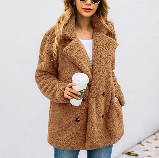 Manteau en teddy à double bouton pour femme