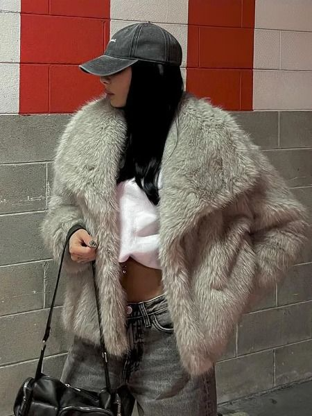 Ariah - Manteau de fausse fourrure à la hanche