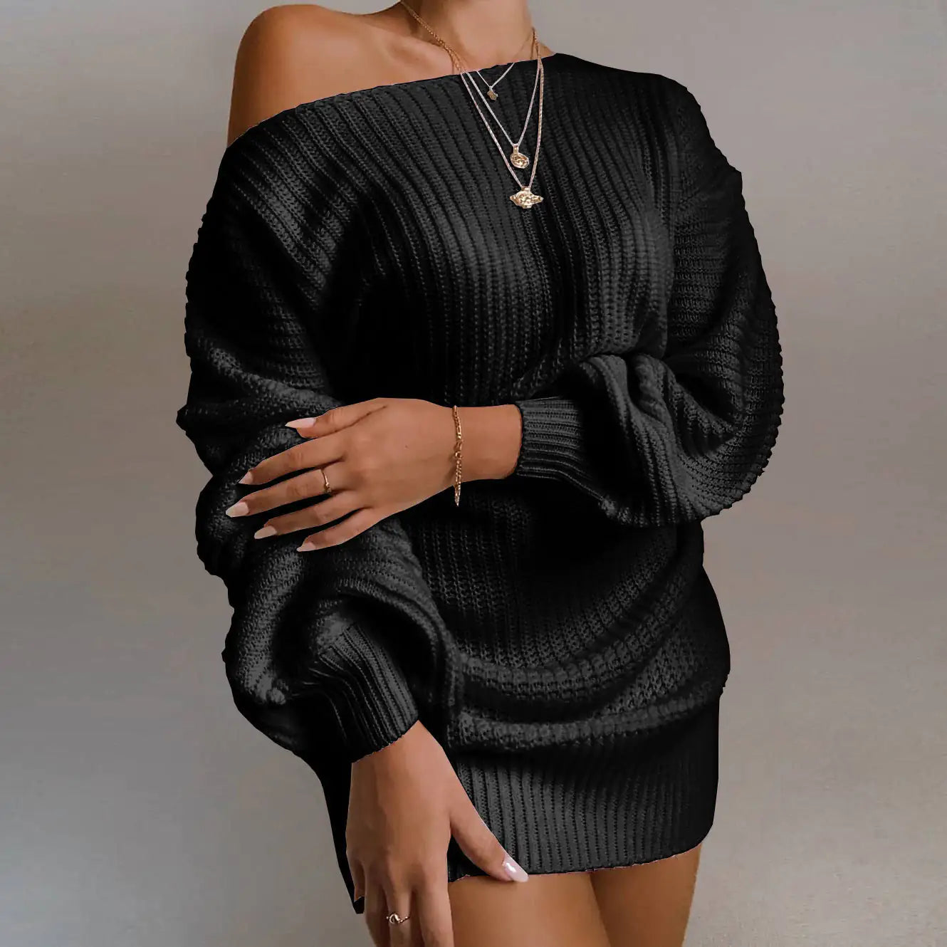 Robe pull tricotée off-shoulder - Projet Paris - Confort et féminité - Parfaite pour un look cosy et élégant