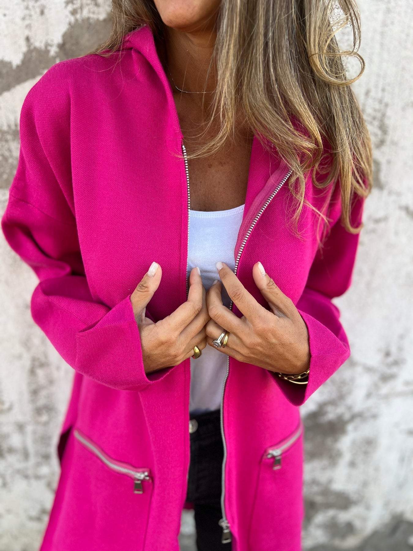 Veste en tricot pour femmes avec fermeture éclair et manches longues