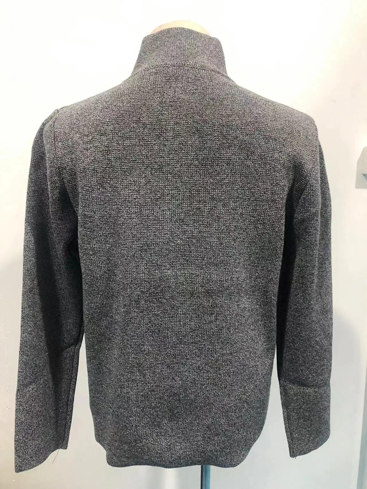 Bram London Elegance Cardigan - Cardigan élégant et tricoté