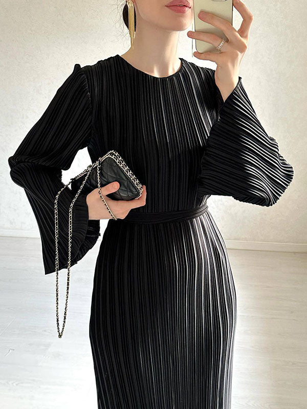 Robe maxi à manches évasées et plis - Élégance et fluidité - Projet Paris