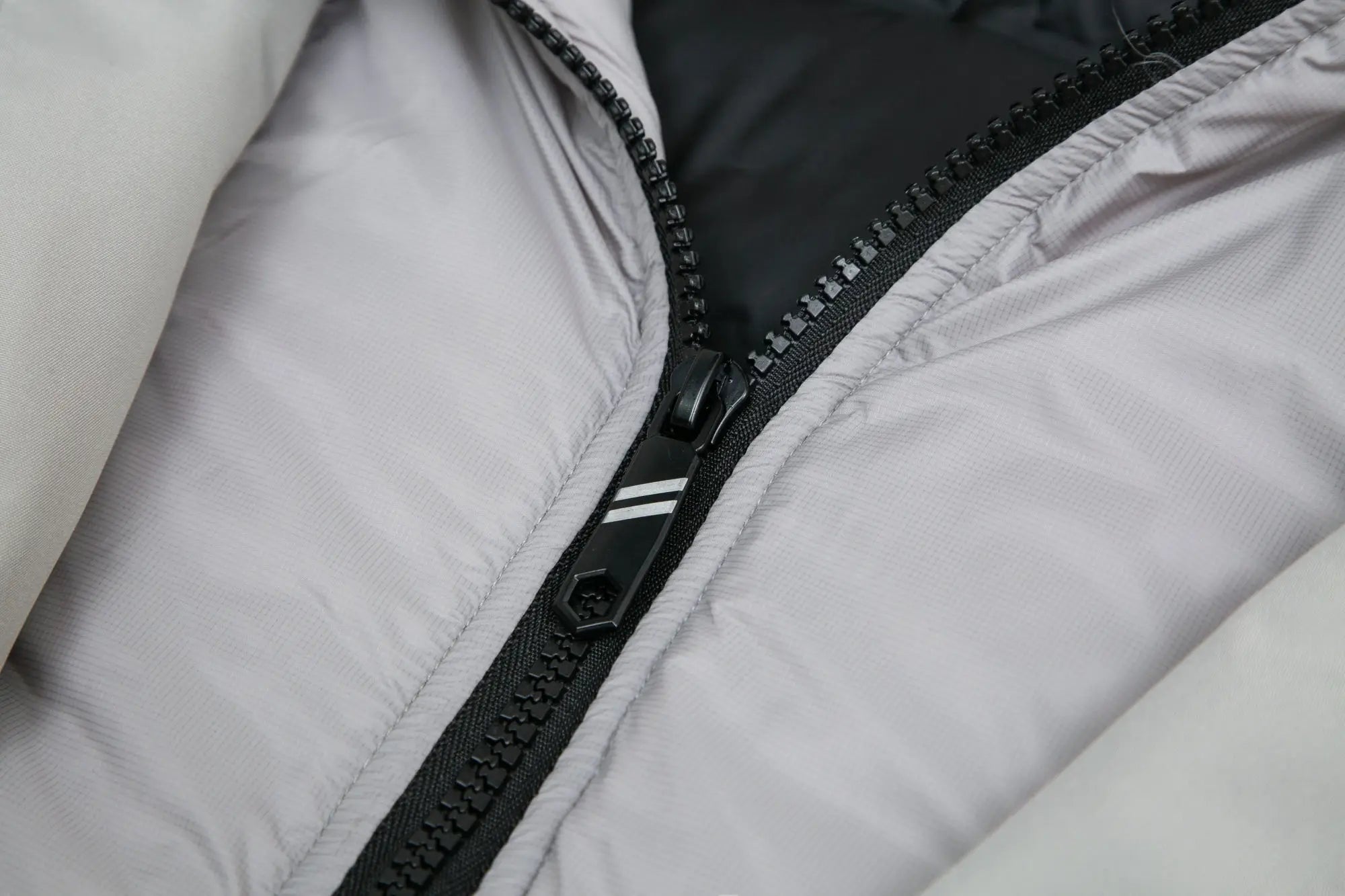 Veste en duvet Raf - Tendance et parfaite pour les sports d'hiver