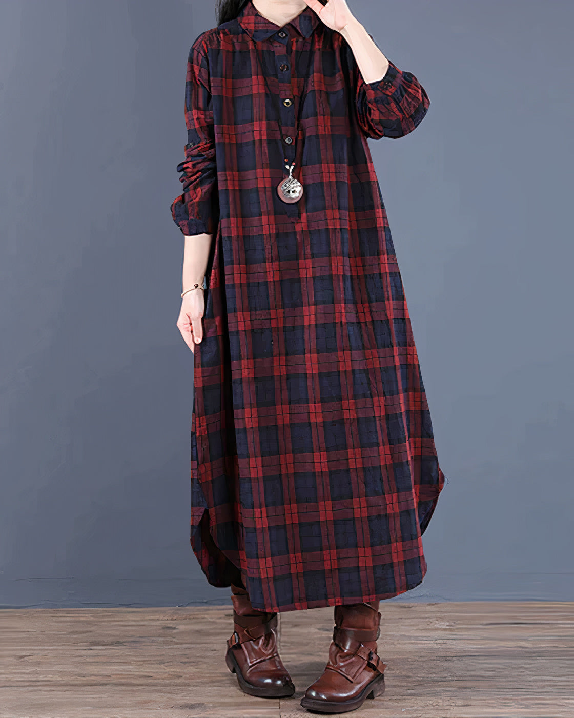 Robe chemise à carreaux longue – Élégance et confort – Projet Paris – Parfaite pour toutes les occasions