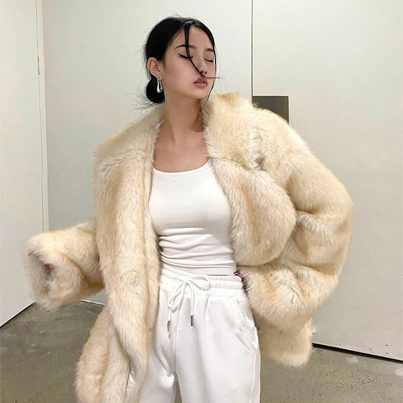 Manteau élégant pour femme au design chic
