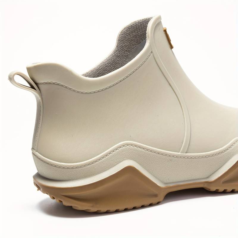 Botte en caoutchouc orthopédique moderne