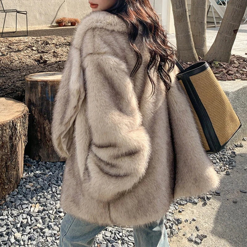 Manteau élégant pour femme au design chic
