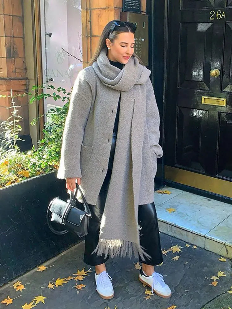 Phoebe – Veste ample en tricot avec écharpe