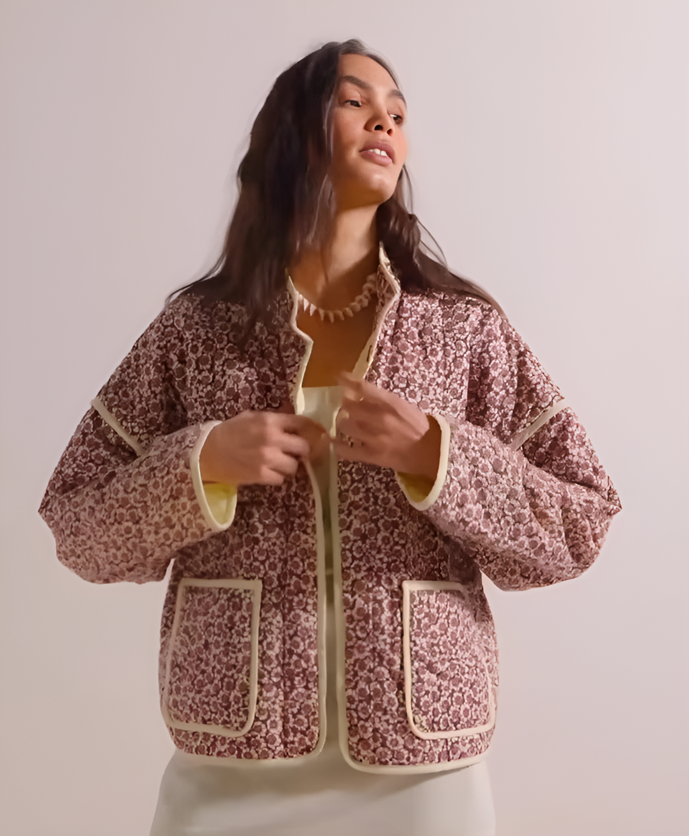 Manteau vintage à motifs floraux