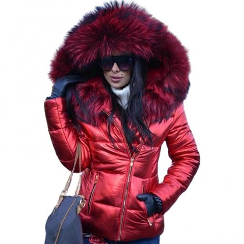 Manteau pour femme avec capuche élégante