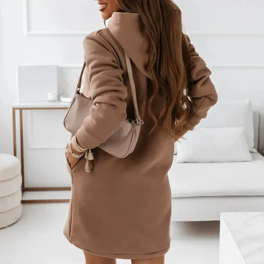 Robe chaude avec capuche et poches - Confort et style - Projet Paris - Idéale pour les journées fraîches