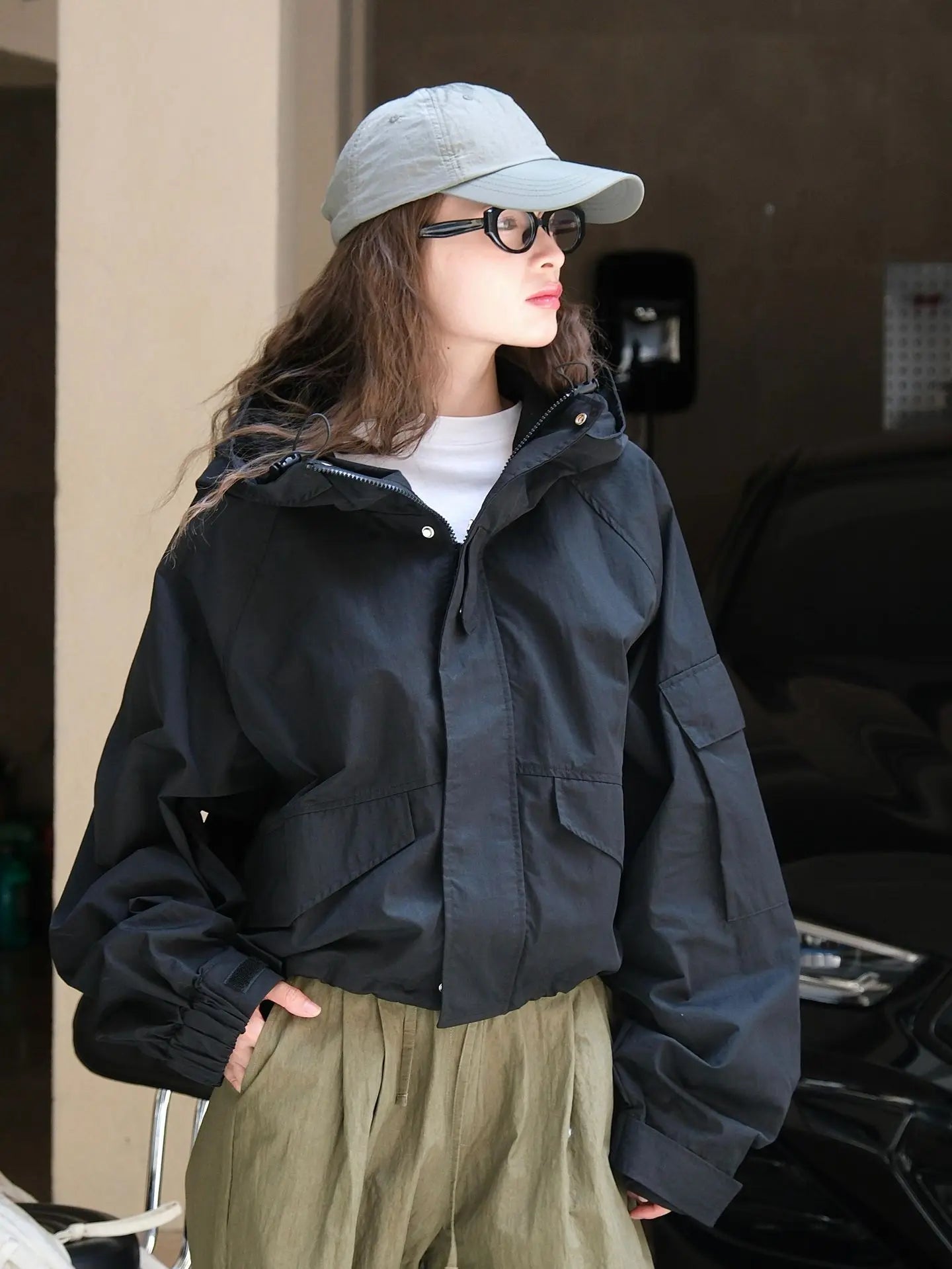 Délina | Veste à Capuche Femme, Coupe Décontractée, Couleur Unie