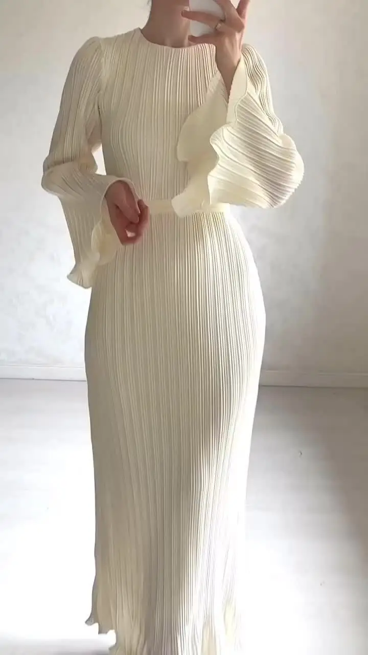 Robe maxi élégante avec volants - Projet Paris - Élégante, Confortable