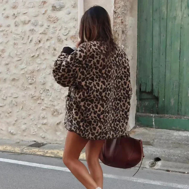 Claire - Veste en peluche léopard décontractée