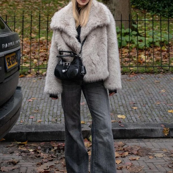 Ainsley - Manteau de fourrure élégant avec col surdimensionné