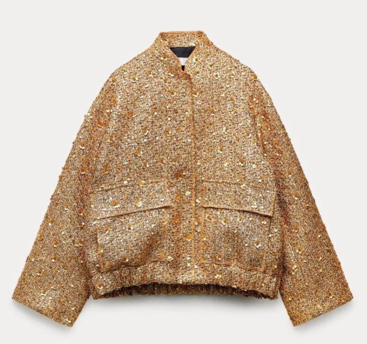 Elégant manteau oversize avec pièces dorées scintillantes
